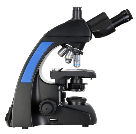 Microscopio trinocular biológico Levenhuk 870T