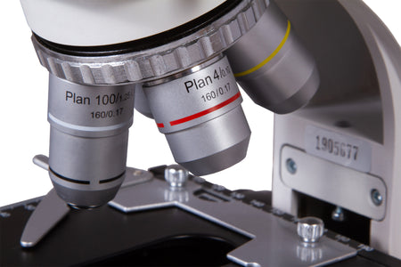 Microscopio binocular Levenhuk MED 25B