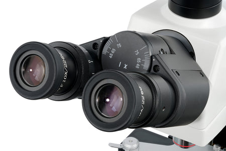 Microscopio trinocular digital Levenhuk MED D40T