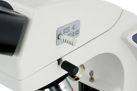 Microscopio trinocular digital Levenhuk MED D40T