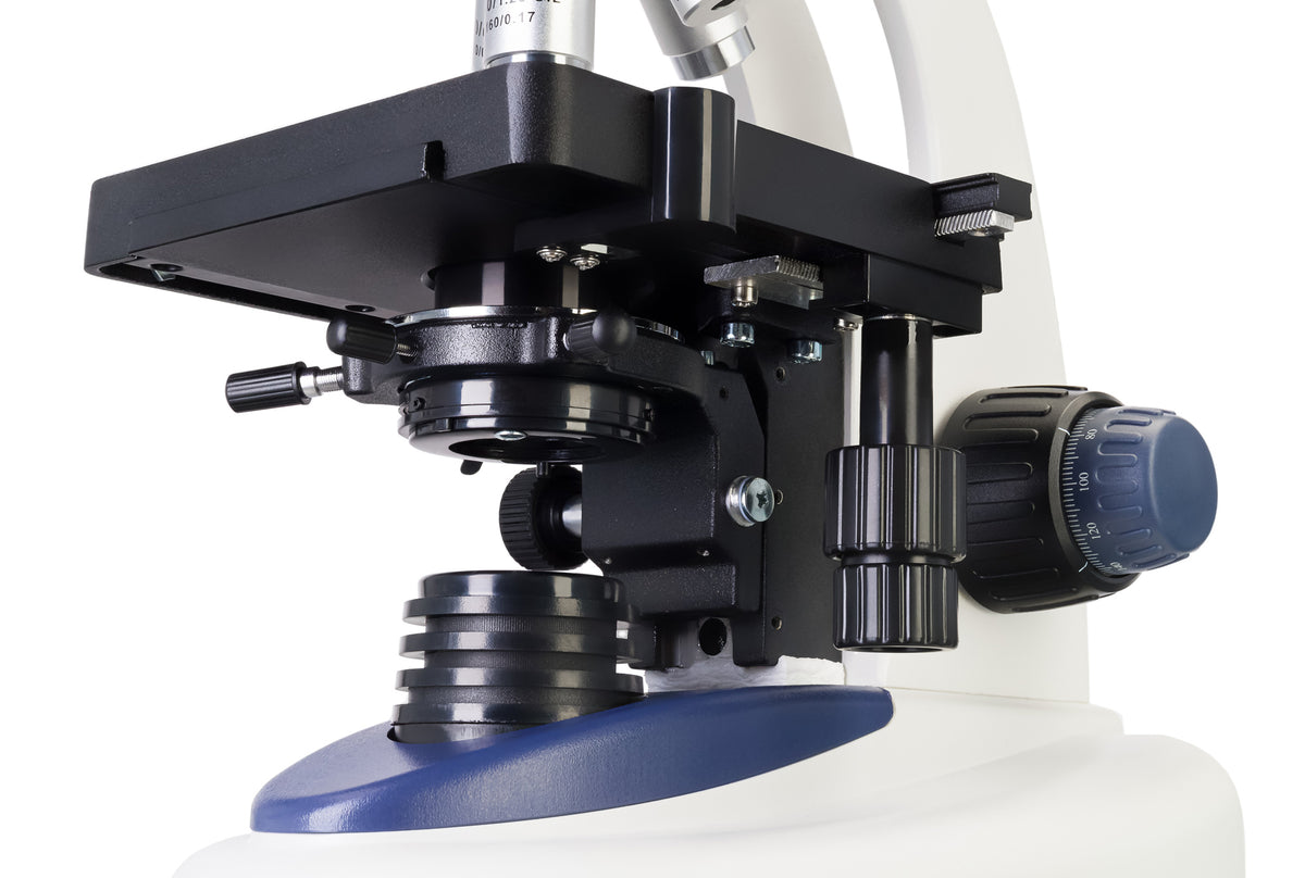 Microscopio digital Levenhuk D95L LCD