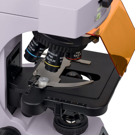 Microscopio de fluorescencia MAGUS Lum 450L