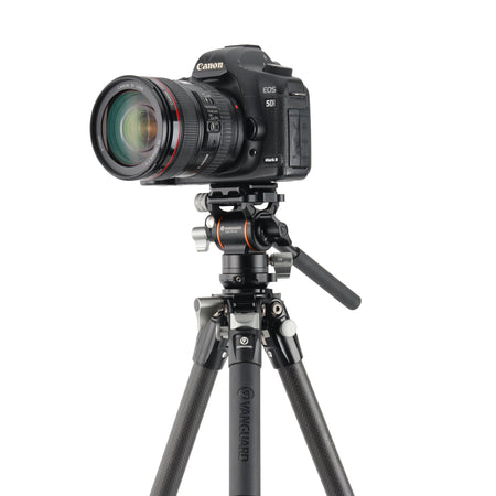 Vanguard Alta Pro 3VLT 235CV10 - Trípode de vídeo compacto de carbono, rótula Veo PV-10