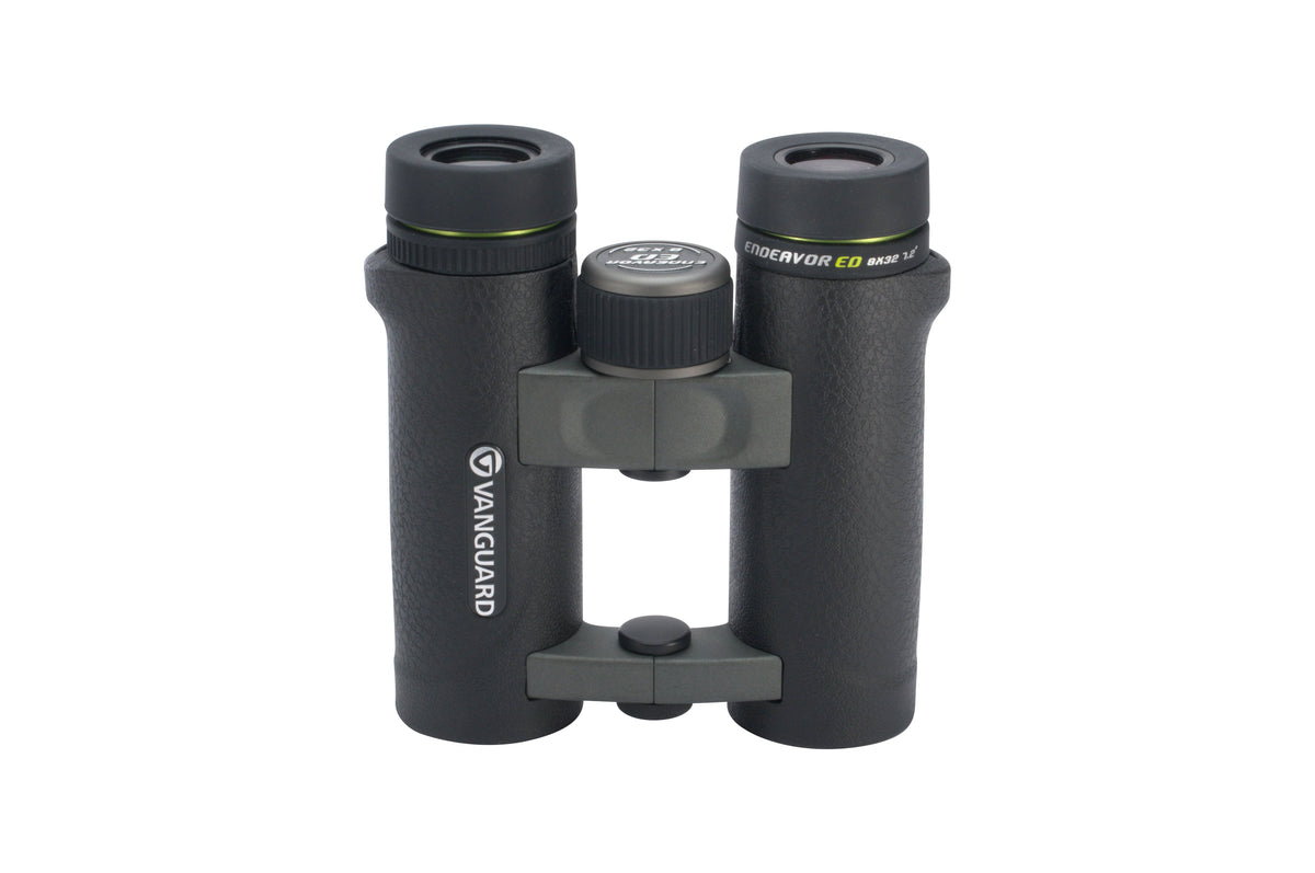 Vanguard Endeavor ED 8320 - Prismáticos ED 8x32