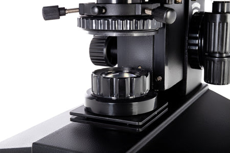 Microscopio trinocular digital Levenhuk D870T 8M